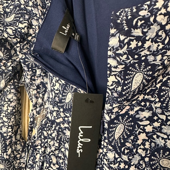 Lulu's Navy Floral Long Sleeve Dress - Picture 4 of 7